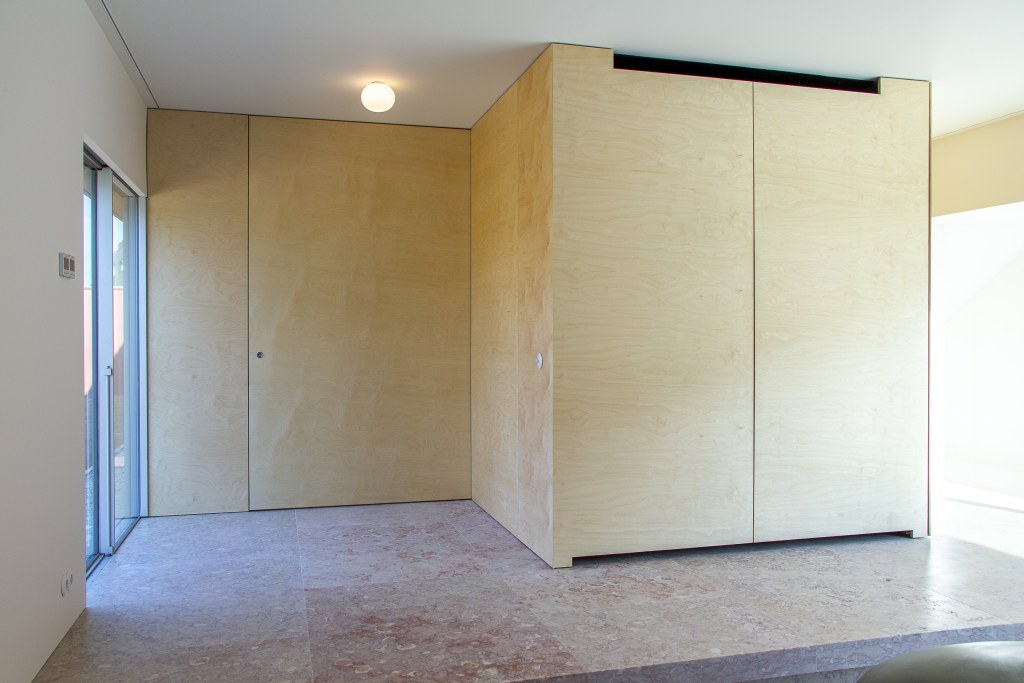 _E6P1199SALA