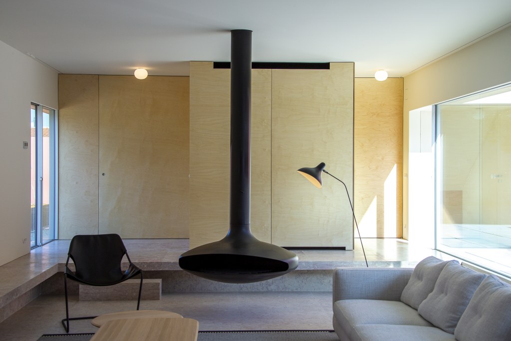 _E6P1220SALA