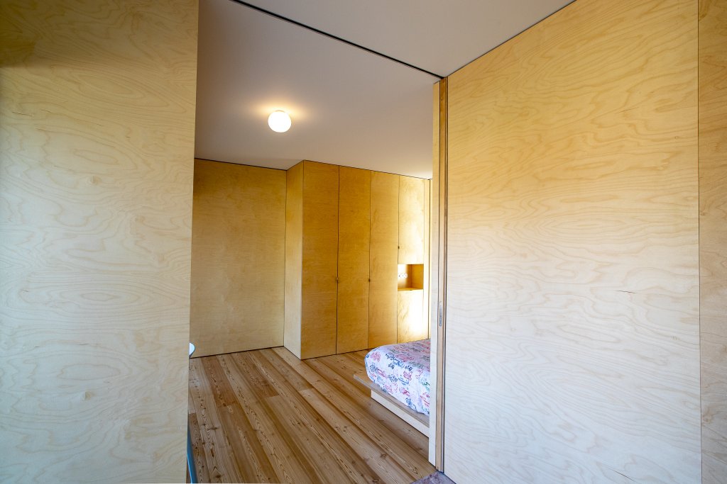 _SPM0212JΘNIOR SUITES