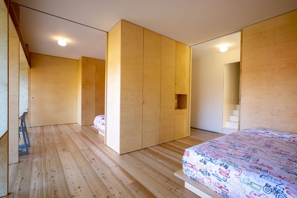 _SPM0248JΘNIOR SUITES