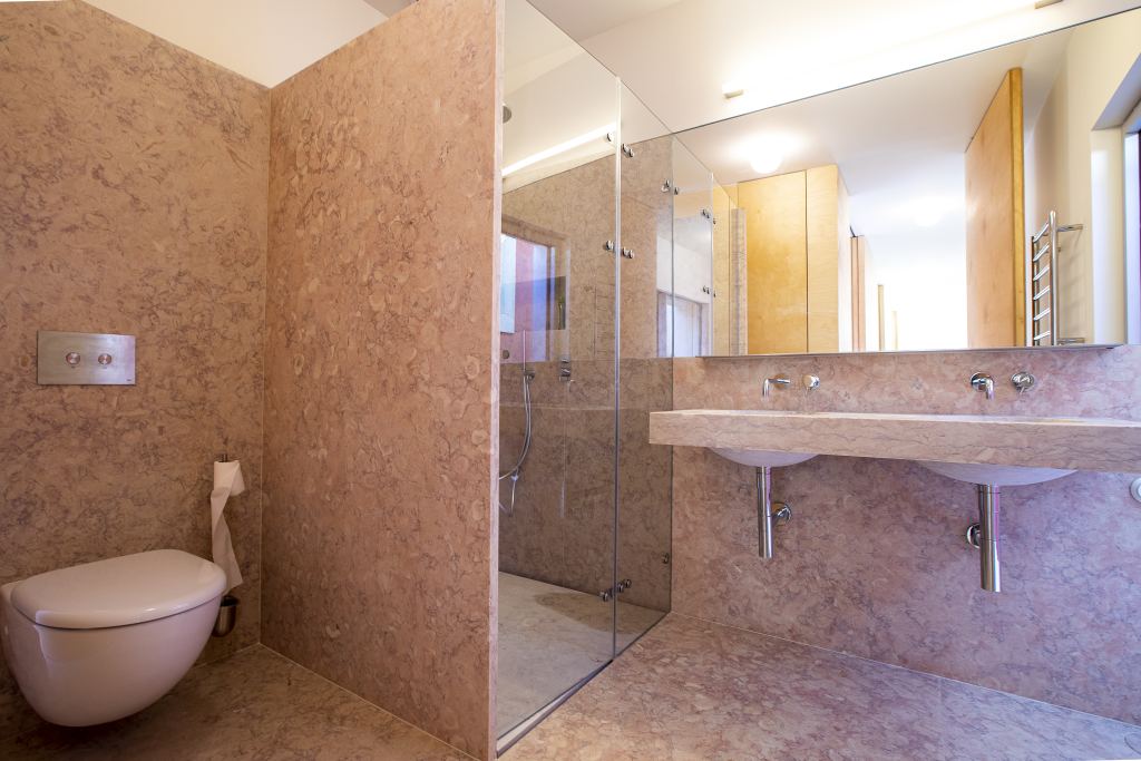 _SPM0357JΘNIOR SUITES