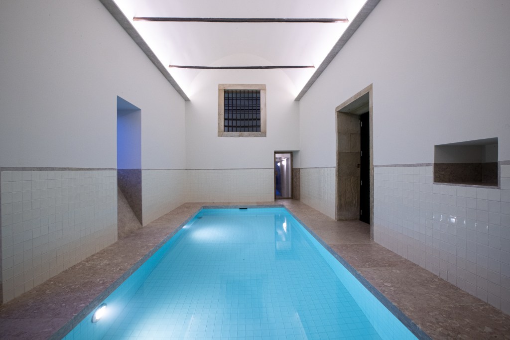_SPM0852PISCINA INTERIOR