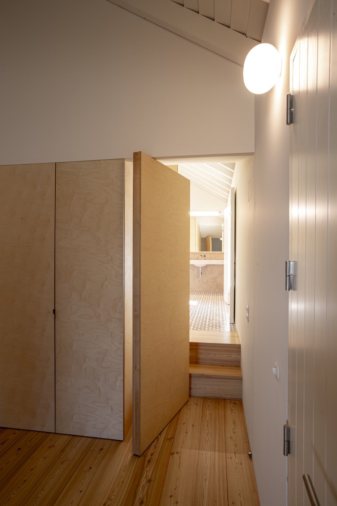 _SPM9444CLOSET